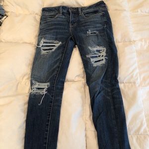 American eagle ripped skinny jeans